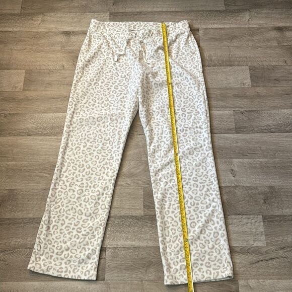 Old Navy Fun Cheetah Soft Pants. Size Large. Draw string waist. - Picture 3 of 6